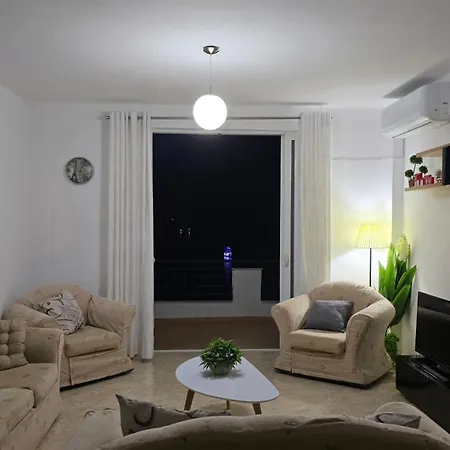 Blue Aurea Apartment *